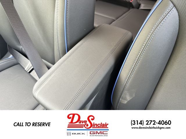 Buick Encore GX Vehicle Full-screen Gallery Image 20