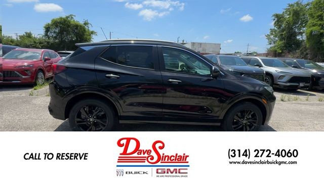 Buick Encore GX Vehicle Full-screen Gallery Image 09