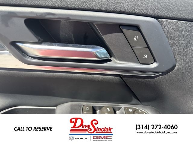 GMC Terrain Vehicle Full-screen Gallery Image 13