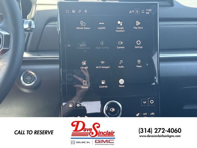 GMC Terrain Vehicle Full-screen Gallery Image 16