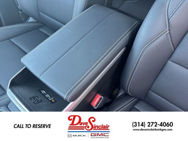 GMC Terrain Vehicle Full-screen Gallery Image 21