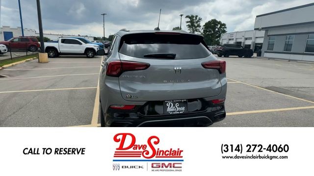 Buick Encore GX Vehicle Full-screen Gallery Image 07