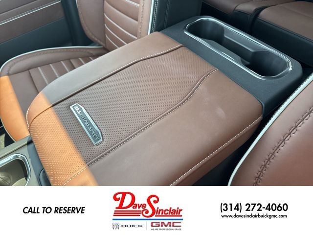 GMC Sierra 2500HD Vehicle Full-screen Gallery Image 21