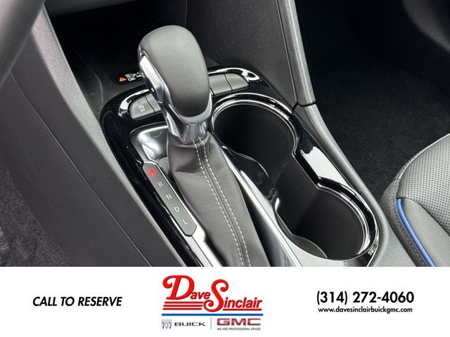 Buick Encore GX Vehicle Full-screen Gallery Image 19
