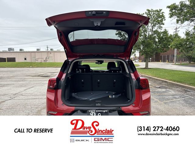 Buick Encore GX Vehicle Full-screen Gallery Image 22