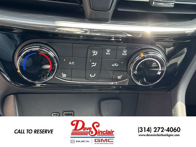 Buick Encore GX Vehicle Full-screen Gallery Image 19
