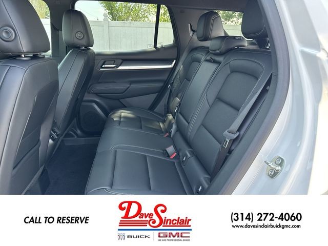 GMC Terrain Vehicle Full-screen Gallery Image 22