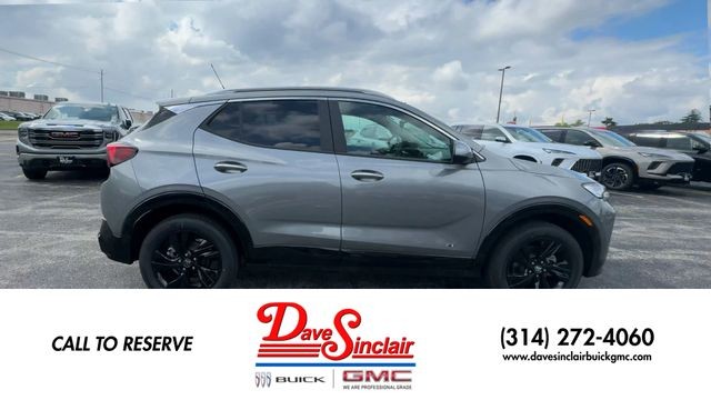 Buick Encore GX Vehicle Full-screen Gallery Image 09