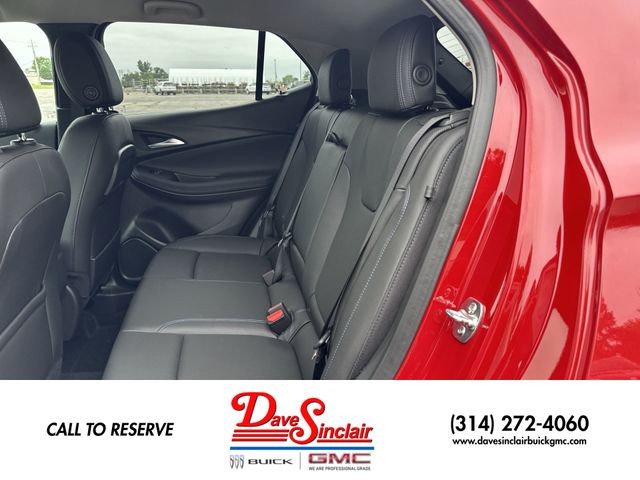 Buick Encore GX Vehicle Full-screen Gallery Image 21
