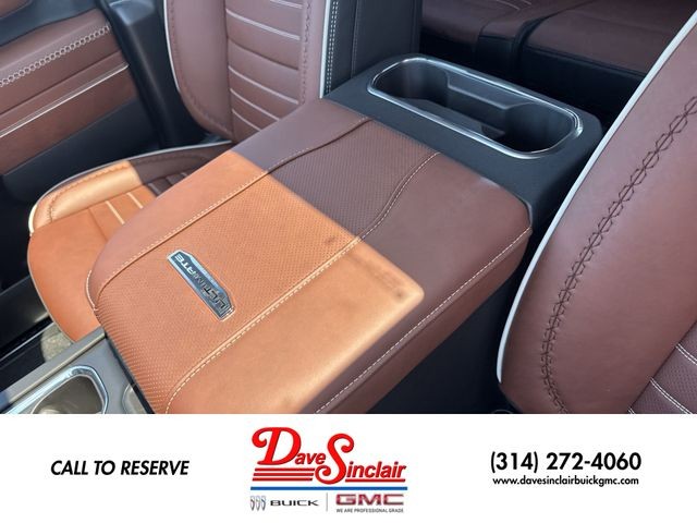 GMC Sierra 2500HD Vehicle Full-screen Gallery Image 21