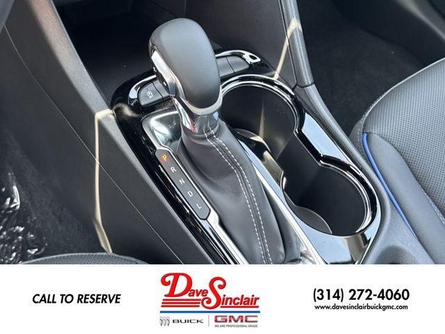 Buick Encore GX Vehicle Full-screen Gallery Image 19