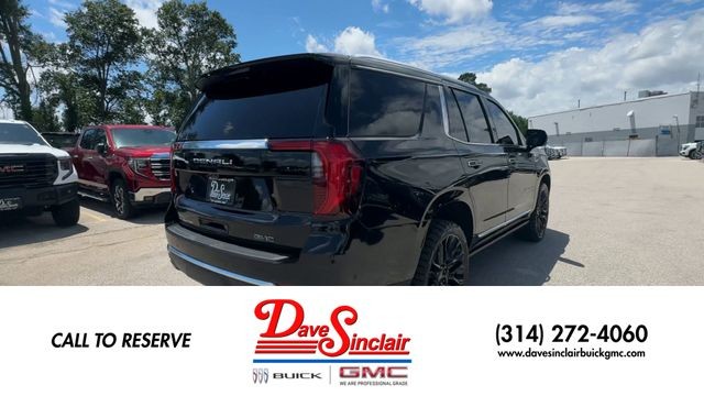 GMC Yukon Vehicle Full-screen Gallery Image 08