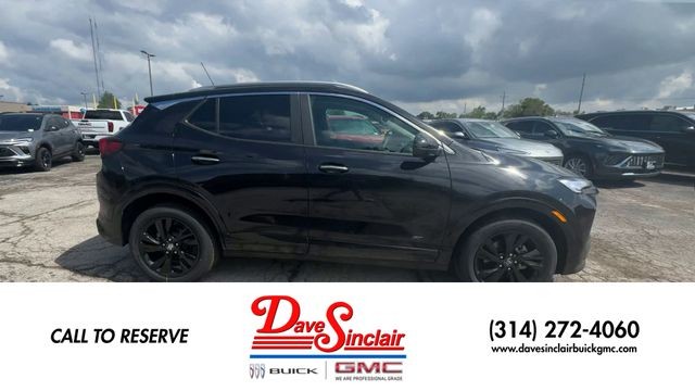 Buick Encore GX Vehicle Full-screen Gallery Image 09