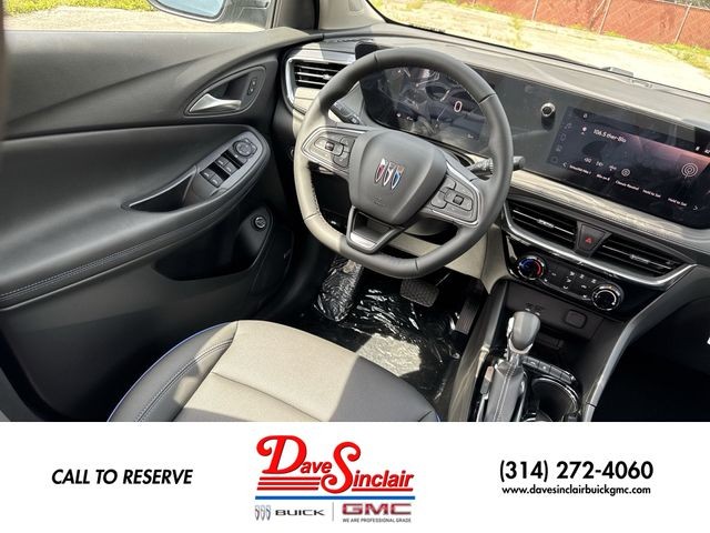 Buick Encore GX Vehicle Full-screen Gallery Image 17