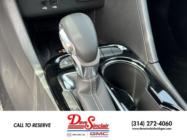 Buick Encore GX Vehicle Full-screen Gallery Image 27