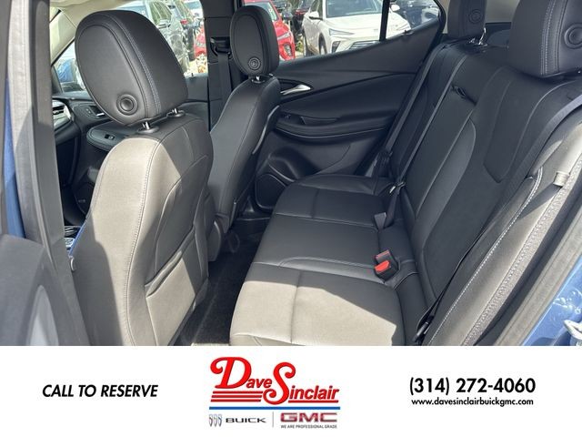 Buick Encore GX Vehicle Full-screen Gallery Image 29