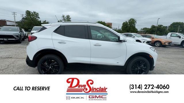 Buick Encore GX Vehicle Full-screen Gallery Image 09