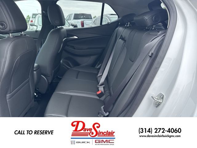 Buick Encore GX Vehicle Full-screen Gallery Image 21