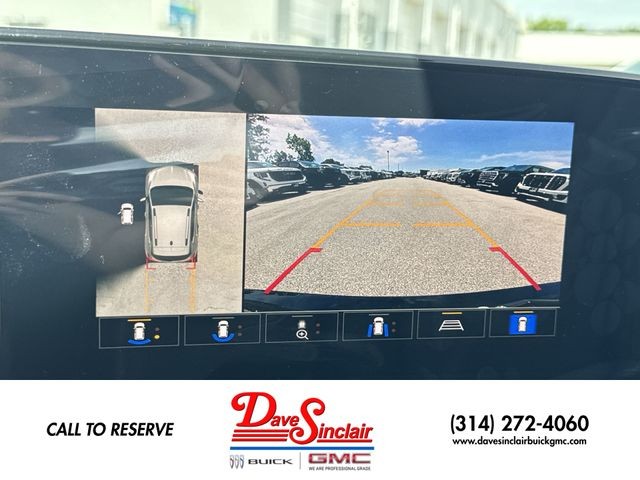Buick Encore GX Vehicle Full-screen Gallery Image 17