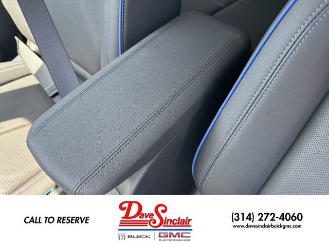 Buick Encore GX Vehicle Full-screen Gallery Image 20