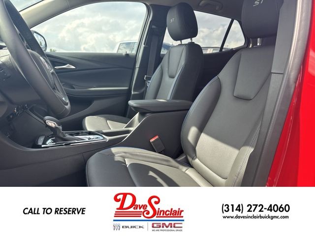 Buick Encore GX Vehicle Full-screen Gallery Image 11