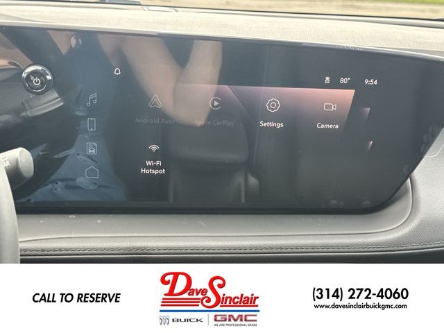 Buick Encore GX Vehicle Full-screen Gallery Image 16