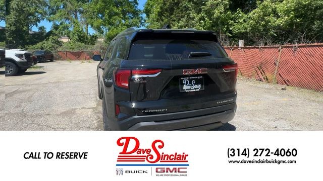 GMC Terrain Vehicle Full-screen Gallery Image 07