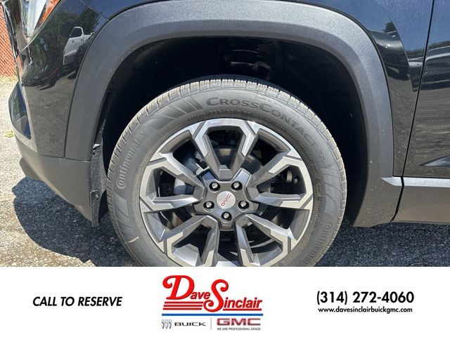 GMC Terrain Vehicle Full-screen Gallery Image 10