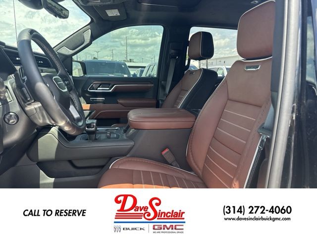 GMC Sierra 1500 Vehicle Full-screen Gallery Image 11