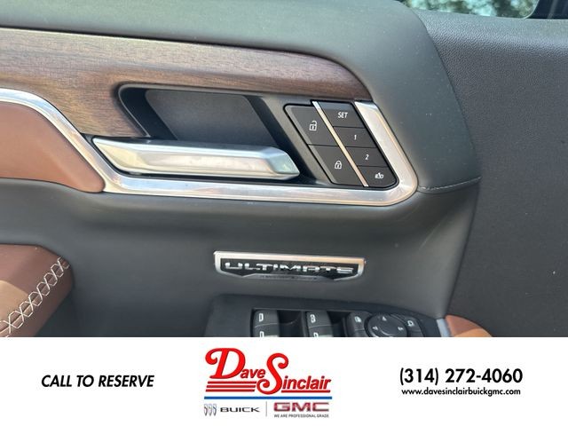 GMC Sierra 1500 Vehicle Full-screen Gallery Image 13