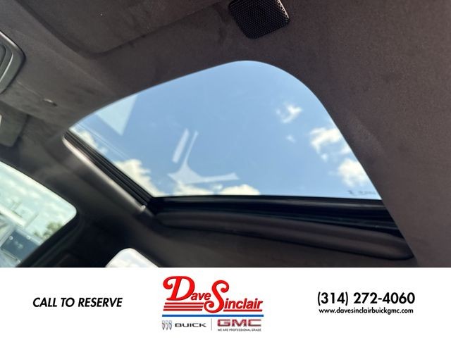 GMC Sierra 1500 Vehicle Full-screen Gallery Image 22