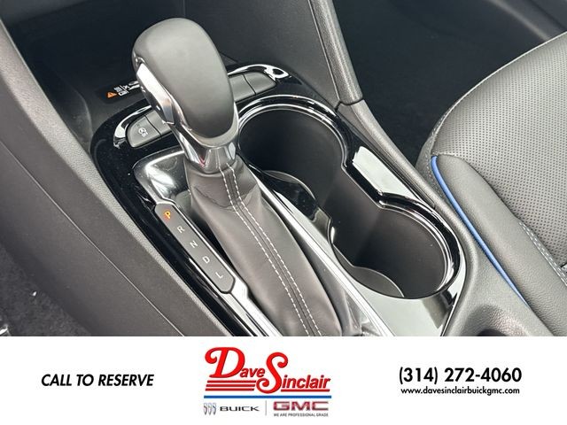 Buick Encore GX Vehicle Full-screen Gallery Image 19