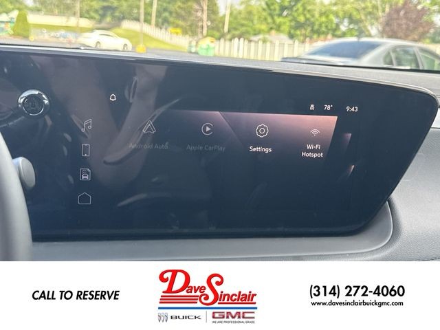 Buick Encore GX Vehicle Full-screen Gallery Image 16
