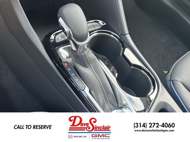 Buick Encore GX Vehicle Full-screen Gallery Image 19