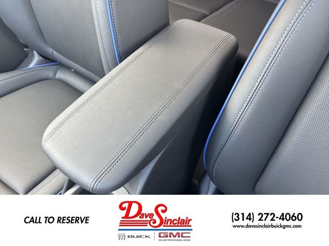 Buick Encore GX Vehicle Full-screen Gallery Image 20