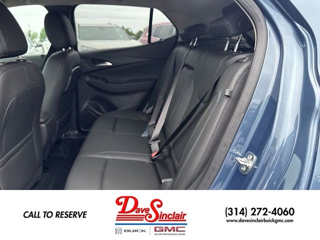 Buick Encore GX Vehicle Full-screen Gallery Image 21
