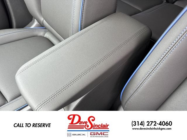 Buick Encore GX Vehicle Full-screen Gallery Image 20