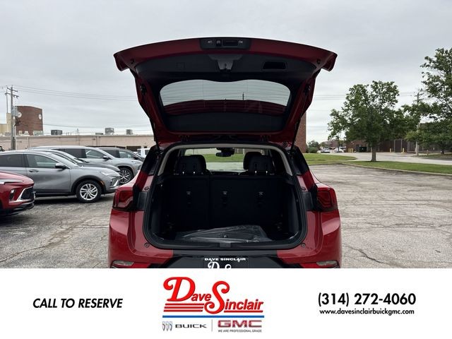 Buick Encore GX Vehicle Full-screen Gallery Image 22