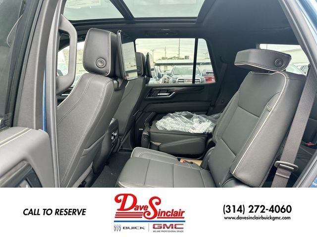 GMC Yukon Vehicle Full-screen Gallery Image 31