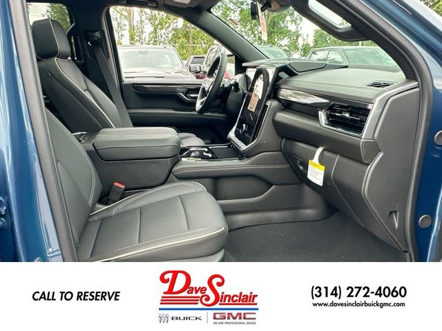 GMC Yukon Vehicle Full-screen Gallery Image 34