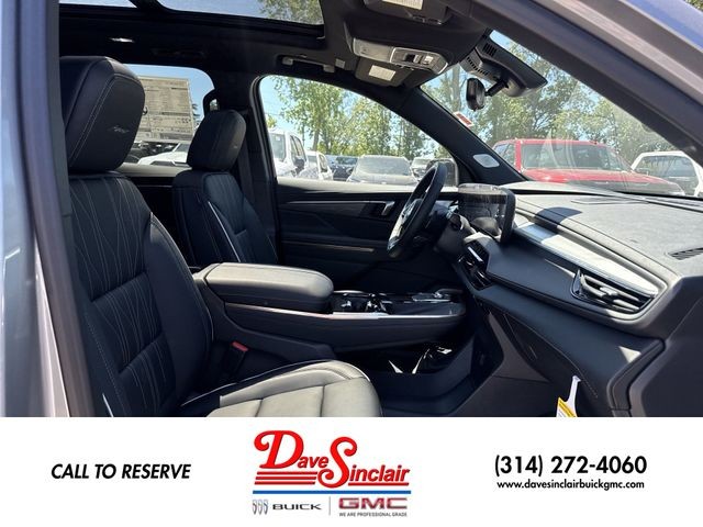 Buick Enclave Vehicle Full-screen Gallery Image 26