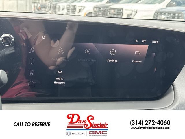 Buick Encore GX Vehicle Full-screen Gallery Image 16