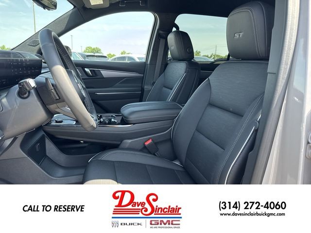 Buick Enclave Vehicle Full-screen Gallery Image 11
