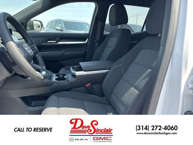 GMC Terrain Vehicle Full-screen Gallery Image 11