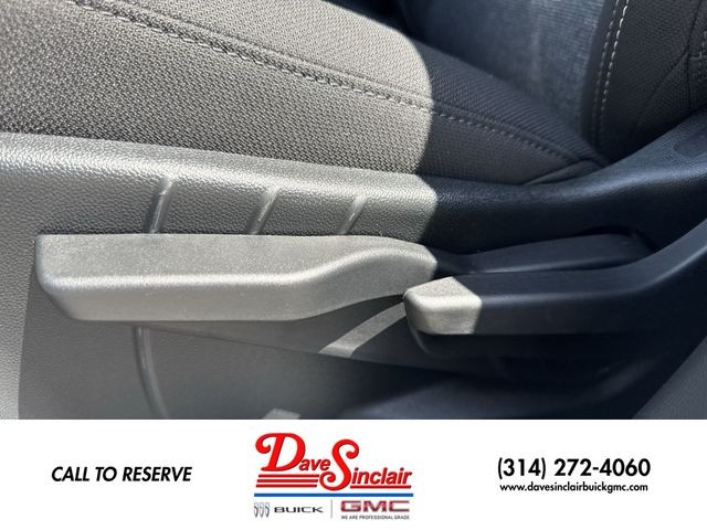 GMC Terrain Vehicle Full-screen Gallery Image 12