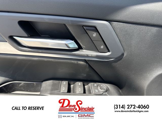 GMC Terrain Vehicle Full-screen Gallery Image 13