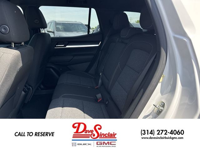 GMC Terrain Vehicle Full-screen Gallery Image 22