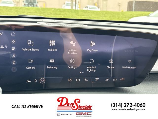 Buick Enclave Vehicle Full-screen Gallery Image 16