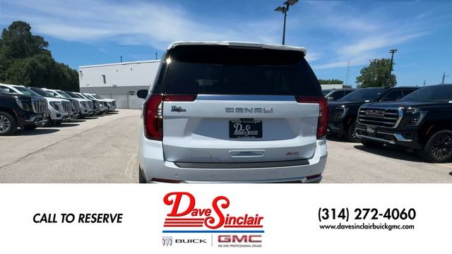 GMC Yukon XL Vehicle Full-screen Gallery Image 07