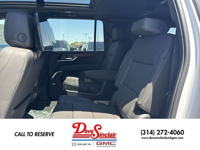 GMC Yukon XL Vehicle Full-screen Gallery Image 23